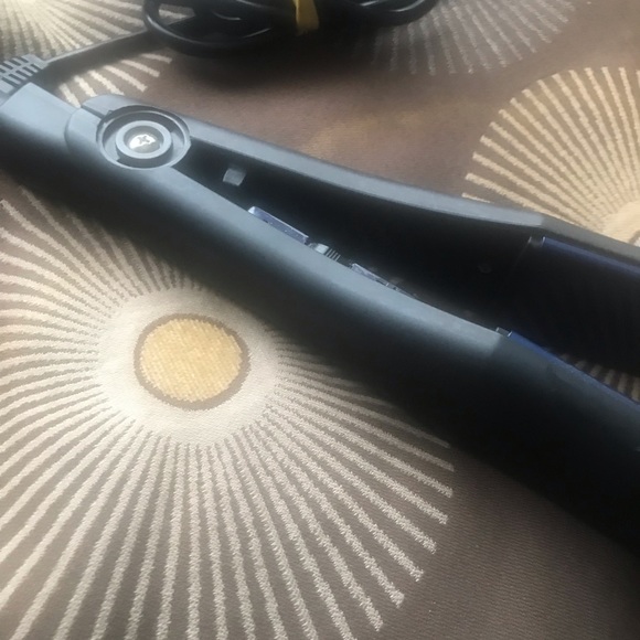 Caruso ceramic flat iron new no box - Picture 6 of 7